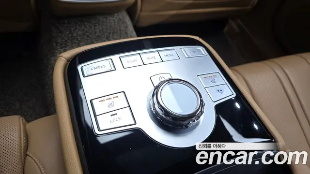 Genesis G80 RG3 — Фото автомобиля 18