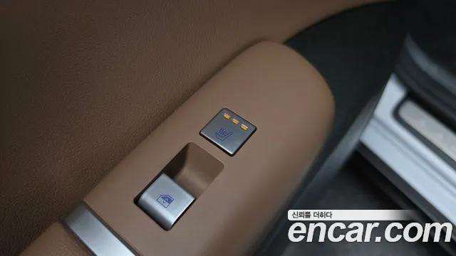 Hyundai Grandeur GN7 — Фото автомобиля 25