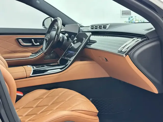 Mercedes-Benz Maybach S-Class — Фото автомобиля 16