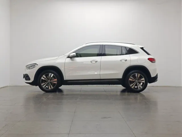 Mercedes-Benz GLA-Class — Фото автомобиля 10