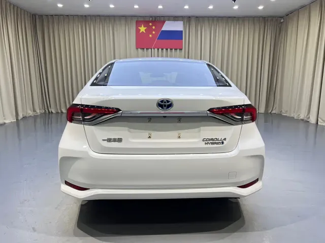 Toyota Corolla — Фото автомобиля 5