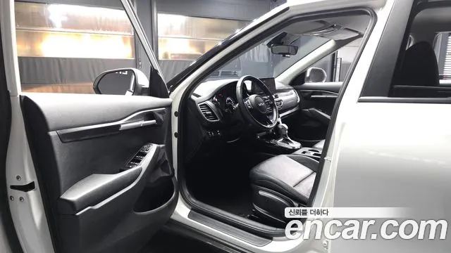 Kia Seltos — Фото автомобиля 15