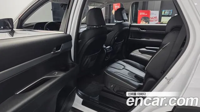 Hyundai Palisade Palisade Бензин 3.8 2WD — Фото автомобиля 26