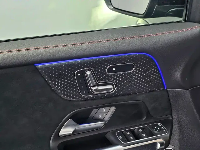 Mercedes-Benz GLB AMG — Фото автомобиля 9