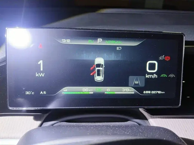 BYD Song Pro — Фото автомобиля 4