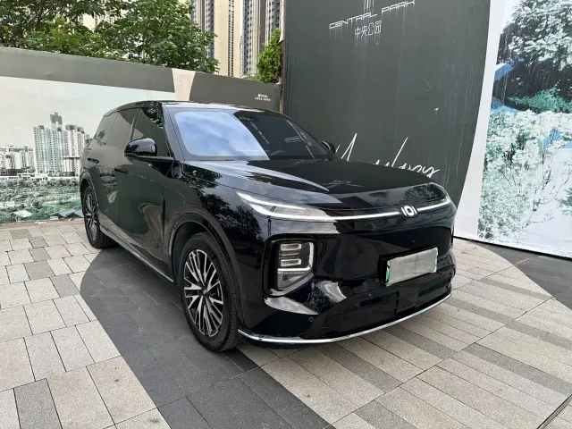 Changan Qiyuan Q07 — Фото автомобиля 3