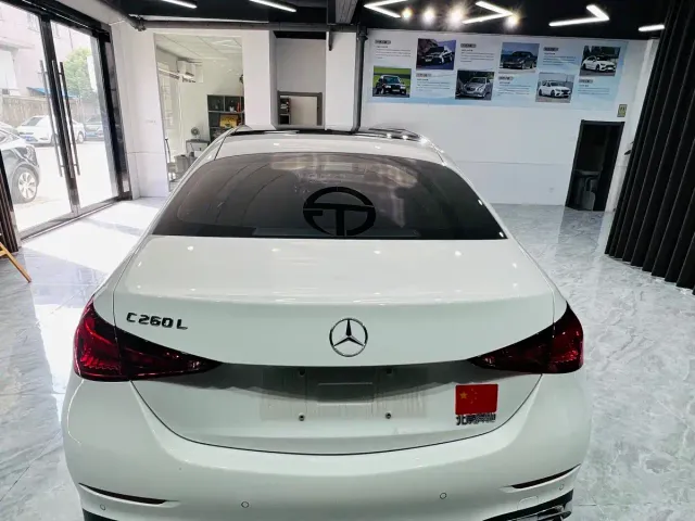 Mercedes-Benz C-Class — Фото автомобиля 12