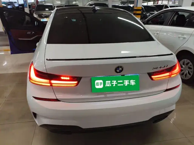 BMW 3 Series — Фото автомобиля 5