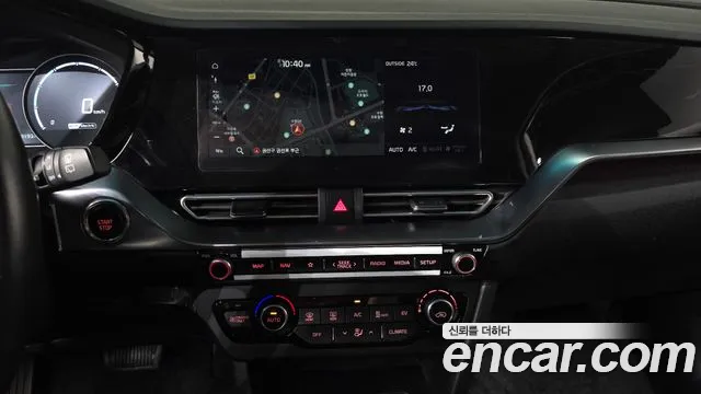 Kia Niro — Фото автомобиля 18