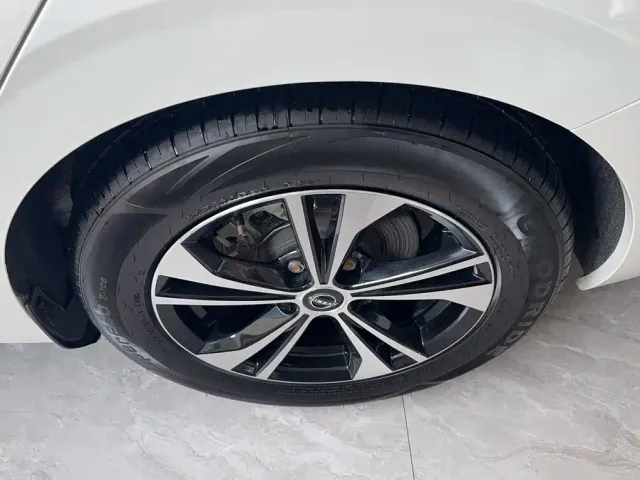 Nissan Sylphy — Фото автомобиля 16