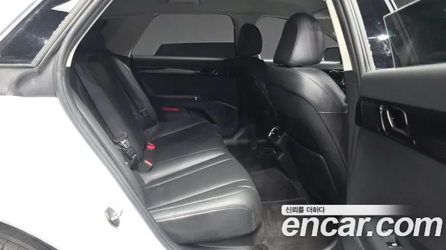 Hyundai Grandeur GN7 — Фото автомобиля 17