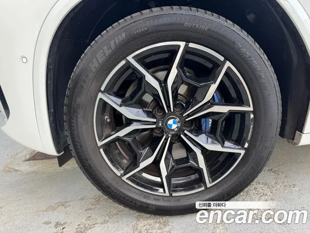 BMW X4 xDrive20i M Sport — Фото автомобиля 14