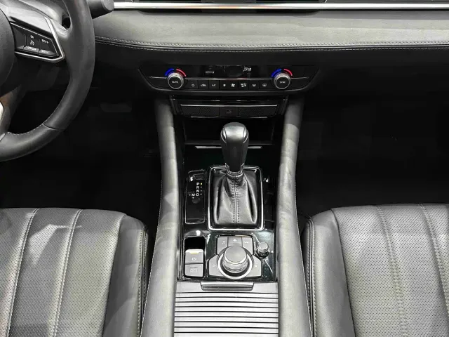 Mazda Atenza — Фото автомобиля 12