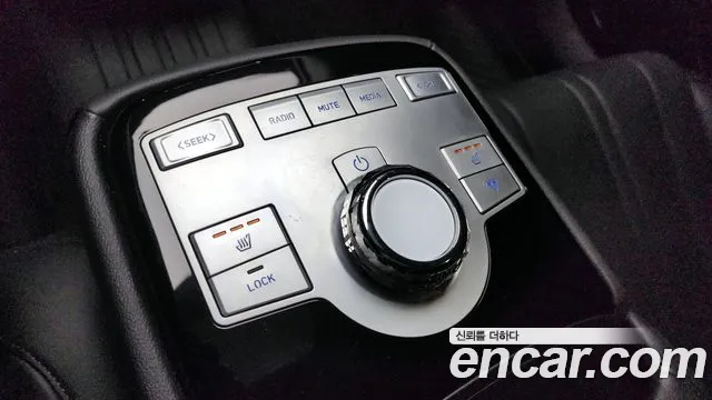 Genesis G80 Бензин 2.5 турбо 2WD — Фото автомобиля 19