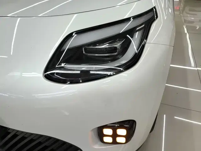 GAC Aion UT — Фото автомобиля 23