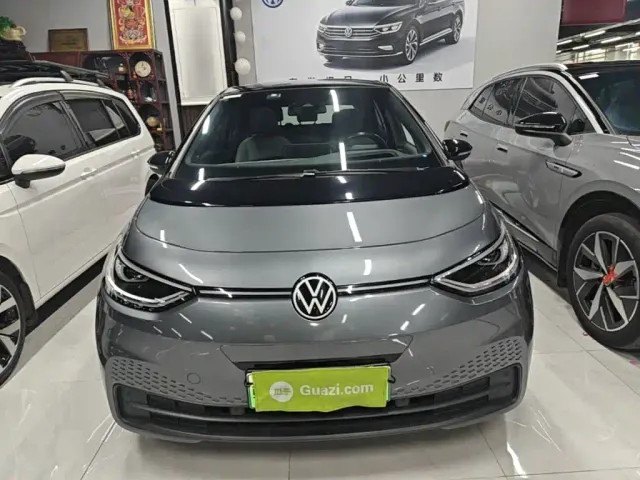 Volkswagen ID.3 — Фото автомобиля 2