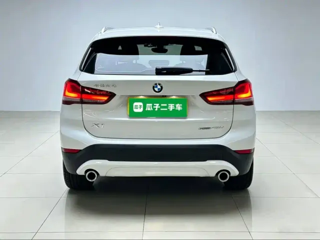 BMW X1 — Фото автомобиля 5