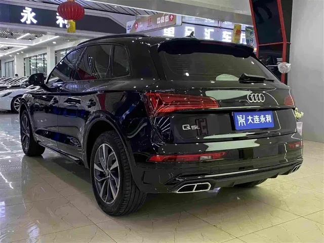 Audi Q5L — Фото автомобиля 18