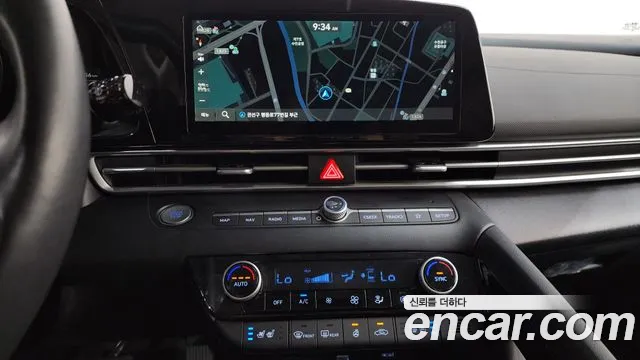 Hyundai AVANTE Avante (CN7) — Фото автомобиля 12