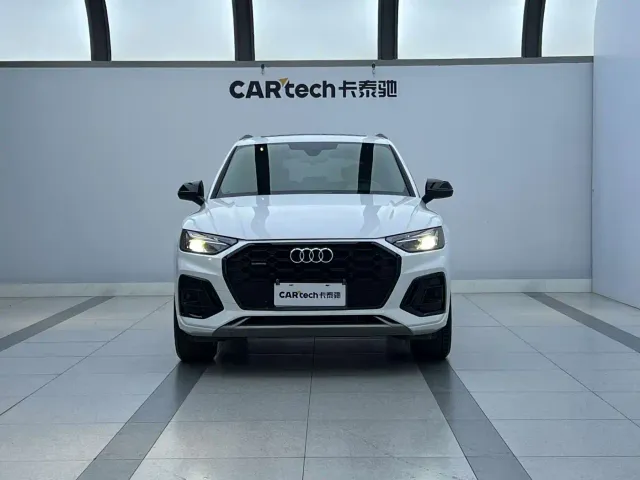 Audi Q5L — Фото автомобиля 2