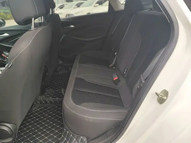 Buick Verano — Фото автомобиля 16