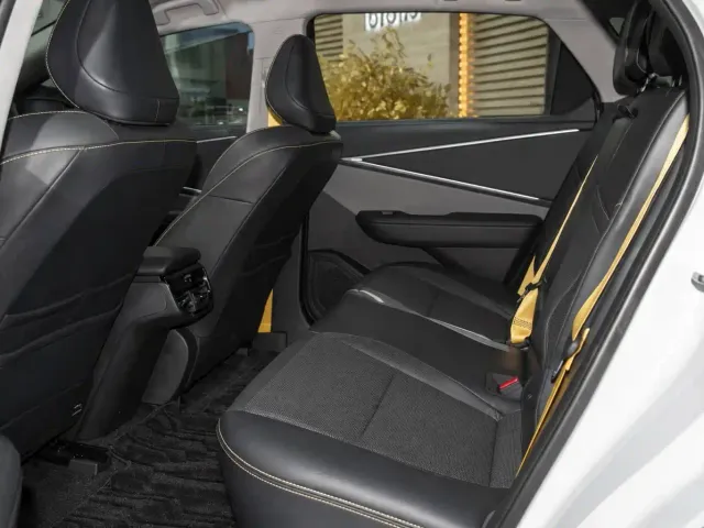 Toyota bZ5 — Фото автомобиля 10