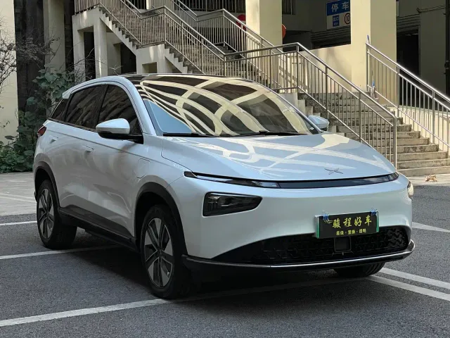 Xpeng G3 — Фото автомобиля 3