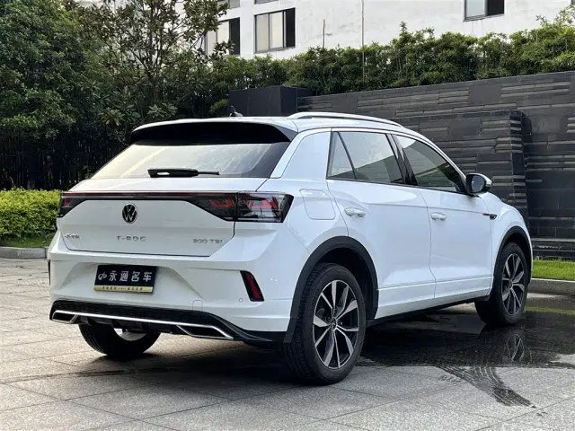 Volkswagen T-Roc — Фото автомобиля 10