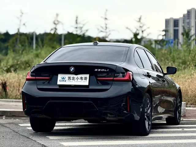 BMW 3 Series — Фото автомобиля 4