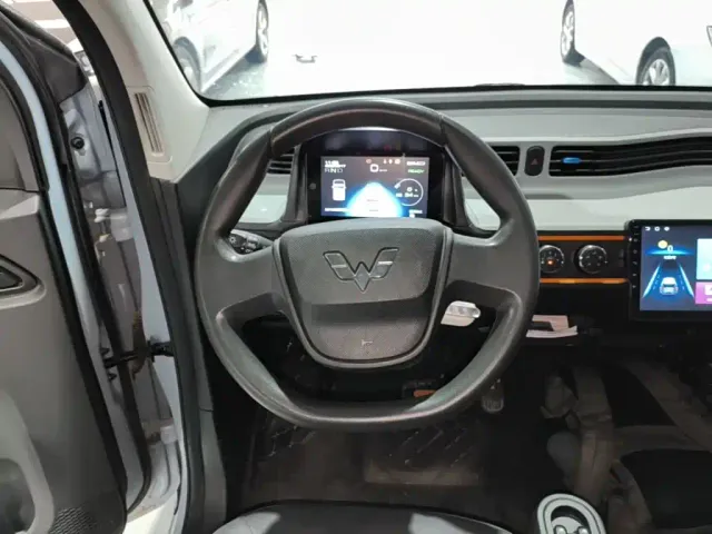 Wuling Hongguang Mini EV — Фото автомобиля 10