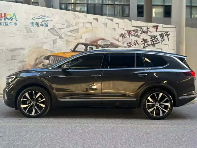 Volkswagen Talagon — Фото автомобиля 3