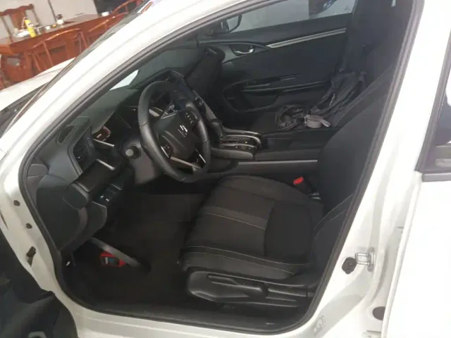 Honda Civic — Фото автомобиля 10