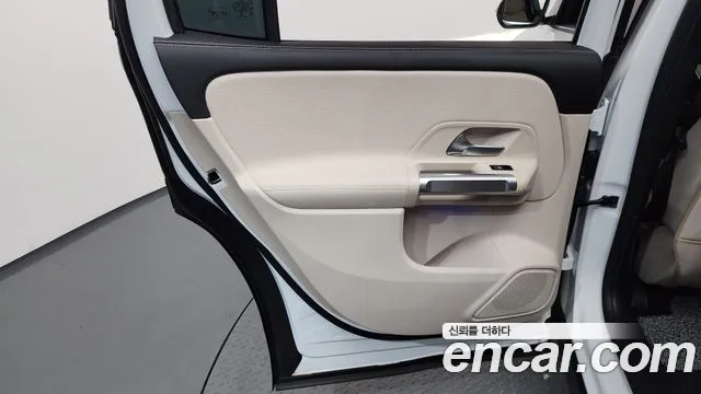 Mercedes-Benz GLB-Class X247 — Фото автомобиля 25