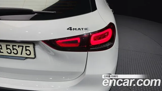 Mercedes-Benz GLA-Class H247 — Фото автомобиля 8