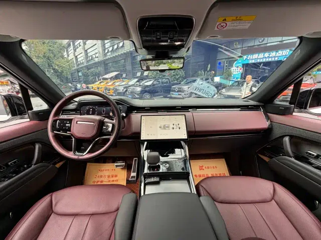 Land Rover Range Rover Sport — Фото автомобиля 13