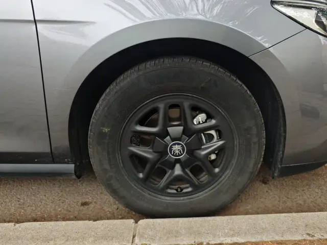 BYD Qin PLUS — Фото автомобиля 25
