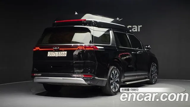 Фотография автомобиля — Kia Carnival Generation 4