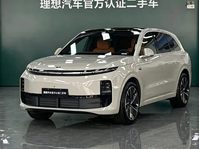 Фотография автомобиля — Li Auto L6