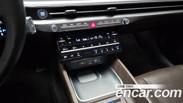 Hyundai Grandeur GN7 — Фото автомобиля 17