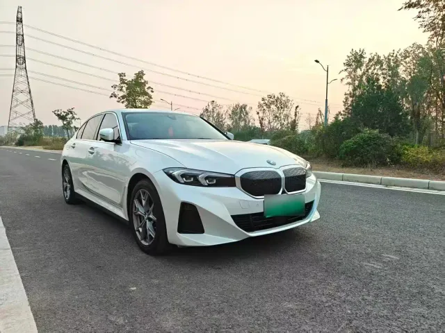 BMW i3 — Фото автомобиля 2