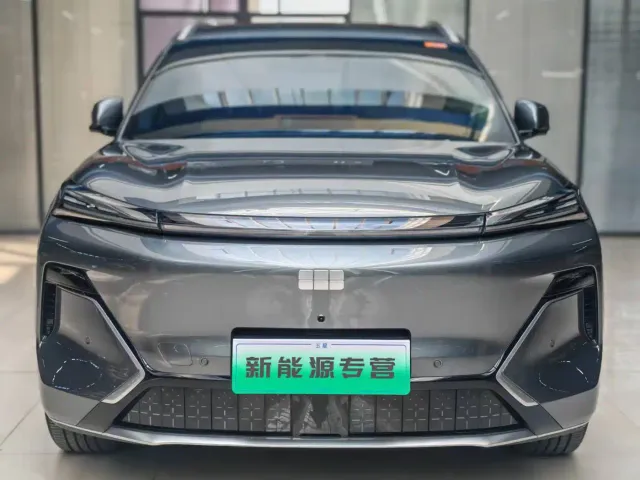 Фотография автомобиля — Geely Galaxy Starship 7 EM-i