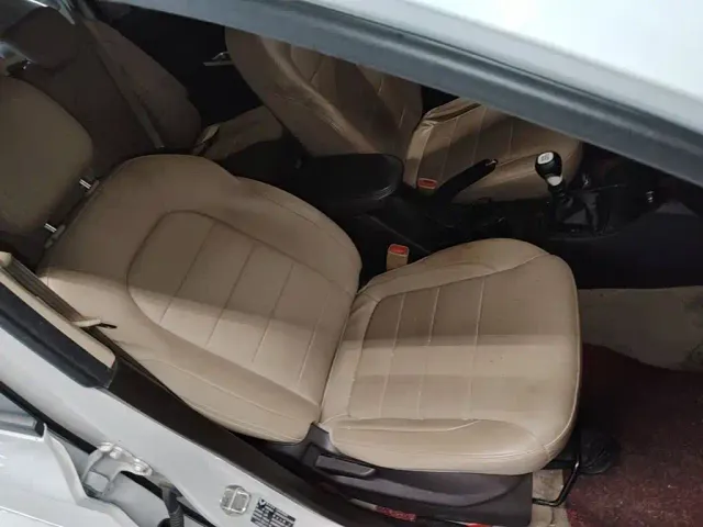 Wuling Hongguang — Фото автомобиля 24
