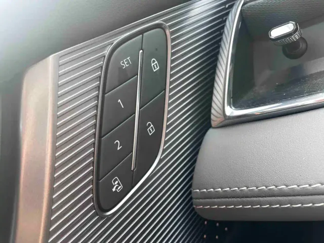 Buick E5 — Фото автомобиля 16