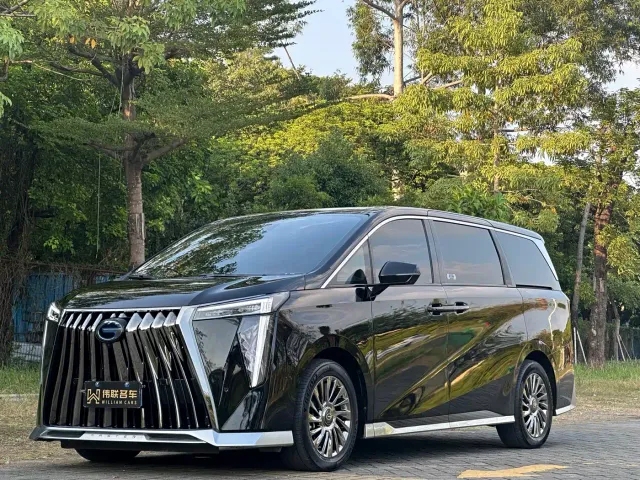 Фотография автомобиля — GAC Trumpchi M8