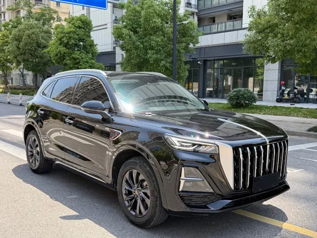 Hongqi HS5 — Фото автомобиля 3