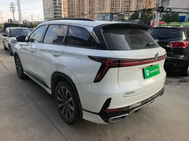 Changan CS75 Plus — Фото автомобиля 4