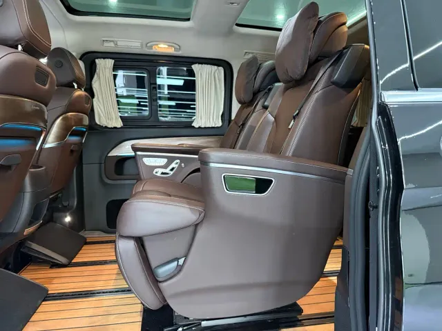 Mercedes-Benz V-Class — Фото автомобиля 19