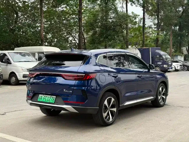 BYD Song PLUS — Фото автомобиля 7