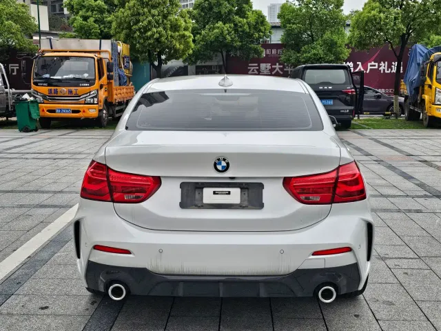 BMW 1 Series — Фото автомобиля 12