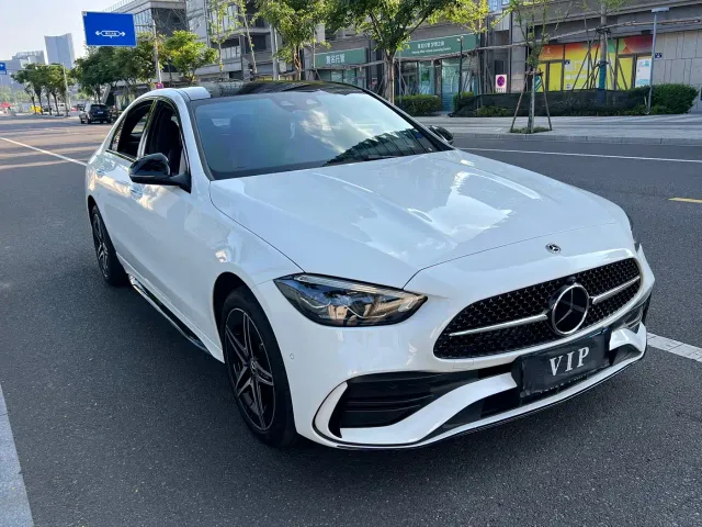 Mercedes-Benz C-Class — Фото автомобиля 3